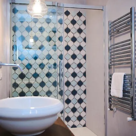 Apartment Easy Welcome Loppia Secret Garden *